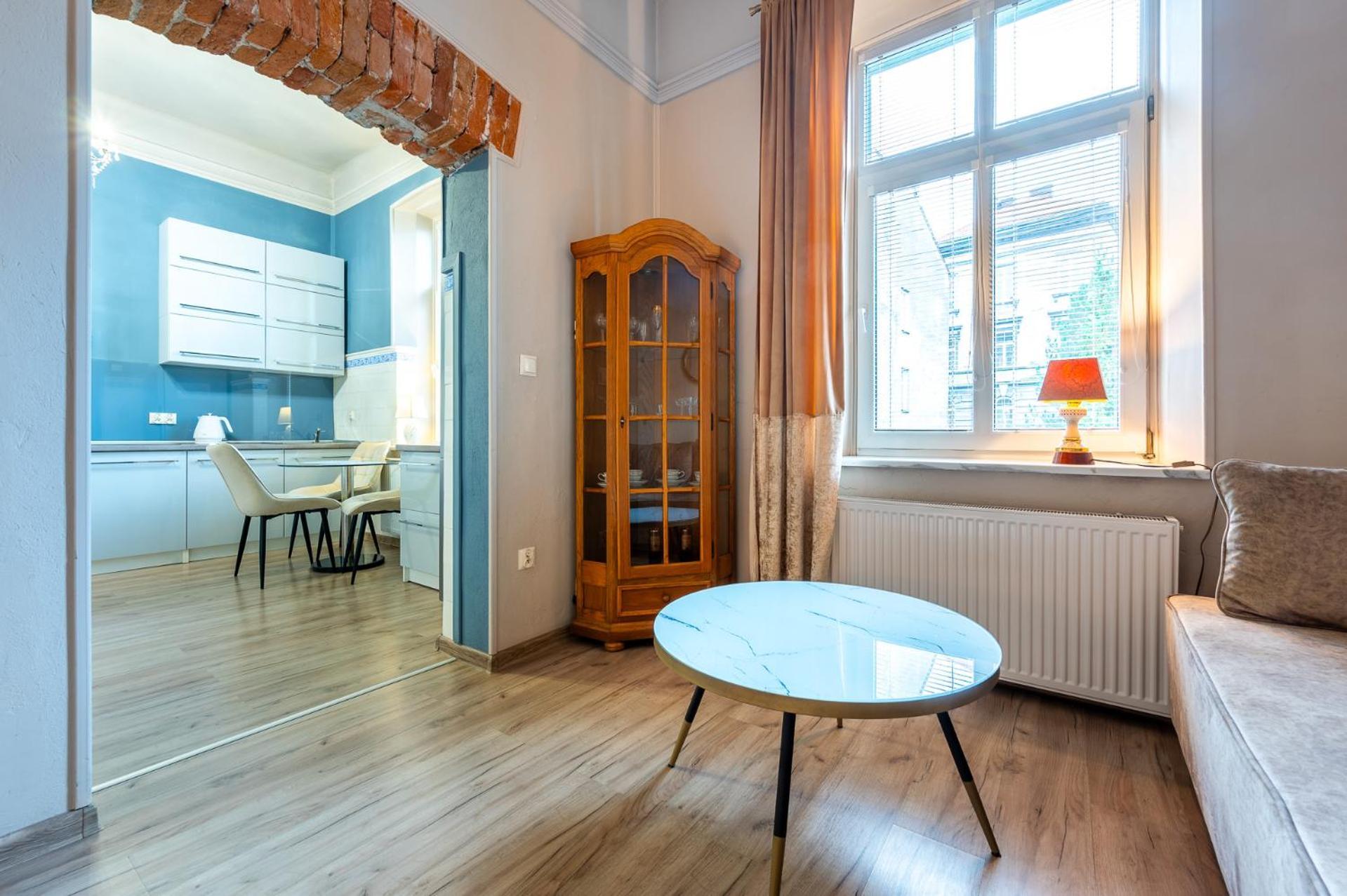 Apartamenty Przy Dworcu Пжемысл Экстерьер фото